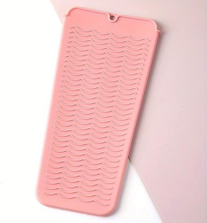 Silicone Heat Insulation Pad, Heat Resistant Silicone Mat Pouch for Flat Iron, Hot Hair Tools, Portable Hair Styling Tool Accessories (Pink)