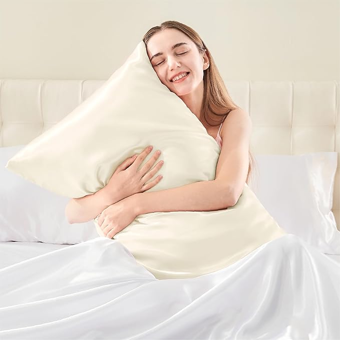 BEDELITE Satin Pillowcase with Zipper 2 Pack, Beige Pillow Cases Standard Size, Super Soft and Cooling Similar to Silk Pillow Cases, Gift for Women Men(20x26 Inches)