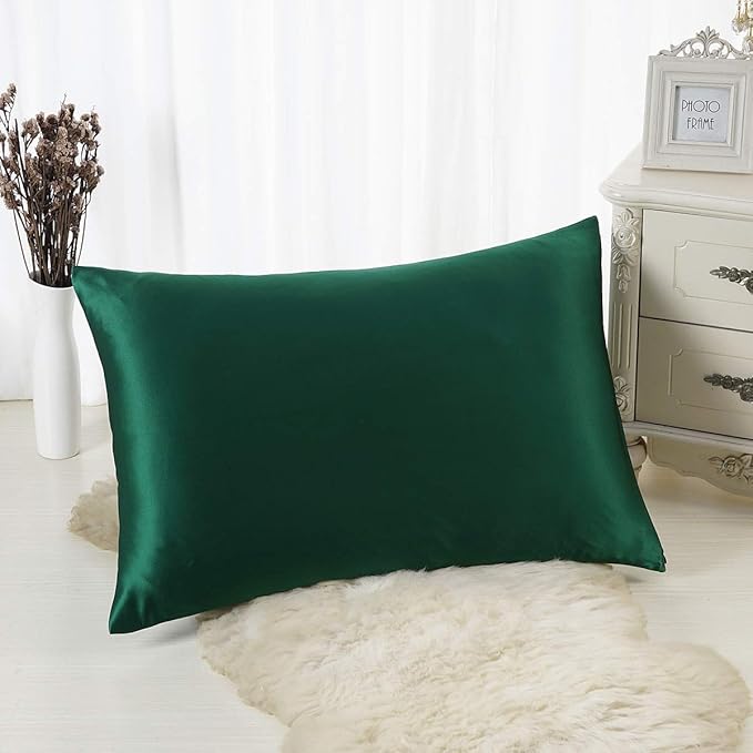 ALASKA BEAR Natural Silk Pillowcase, King (1pc, Christmas Forest Green)