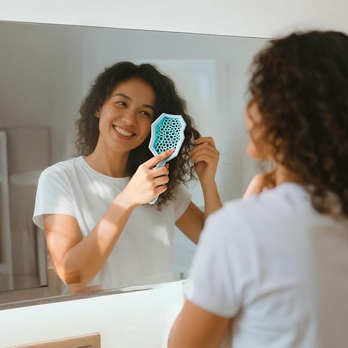 AIMIKE Glacier Detangling Brush, Pain-Free Detangler Brush for Curly Hair Wet & Dry Use, Glide Through Tangles with Ease, Vented Hairbrush for Women's 2c to 4c Curls, Blue