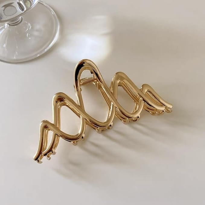 Wave Hair Claw Clip Wavy Metal Hair Clips Large Gold Hair Claws Barrettes Strong Hold Nonslip Hair Jaw Clips for Thin Thick Hair Stylish Hair Accessories for Women Girls