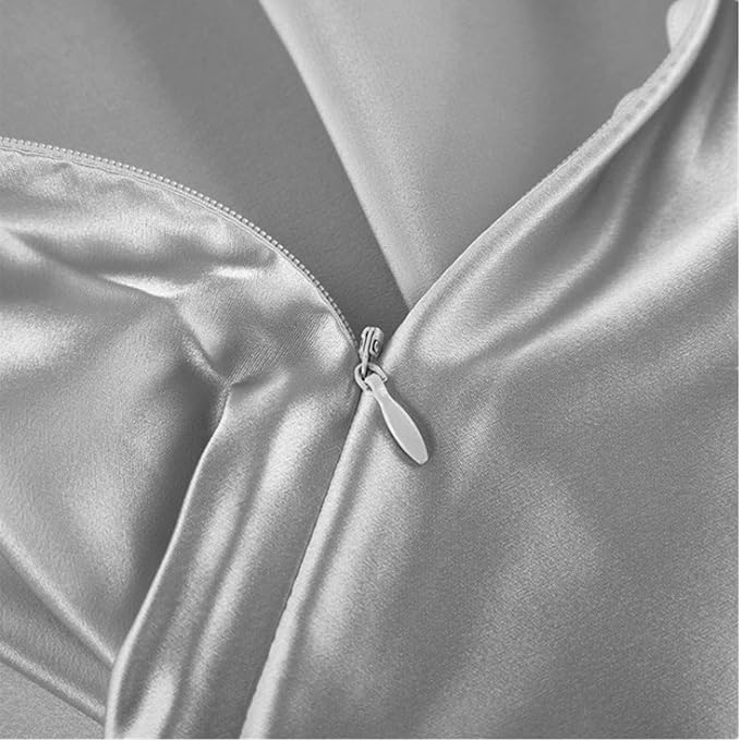 Grey Mulberry Silk Pillowcase for Acne Prone Skin Sleeping Women, Pure 22 Momme Hypoallergenic Silk Pillow Cases with Zipper, Natural Cooling Pillow Case from USA, 1 Pc 20"x26" (Standard, Grey)