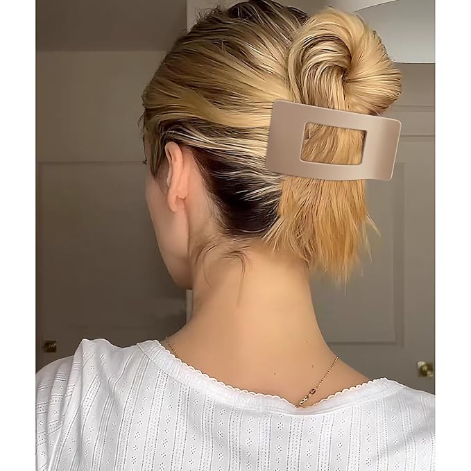 Velscrun Flat Hair Clips for Women Girls, 2 Styles 8 Pcs Lay Flat Claw Clips, Strong Hold French Duck Billed Large Side Hair Jaw Clip for All Hair Types, Non Slip Grip for Daily Styling Brown