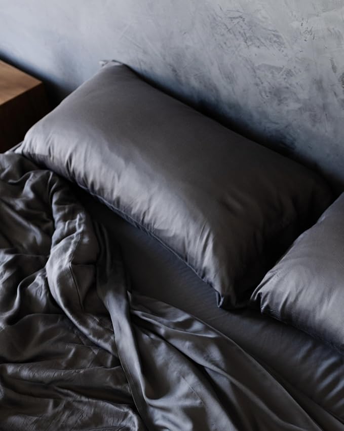 Cozy Earth Standard Pillowcases Set of 2 - Made of 100% Viscose from Bamboo, Ultra-Soft & Luxury, Woven from Naturally Breathable & Lightweight Fabric - Charcoal