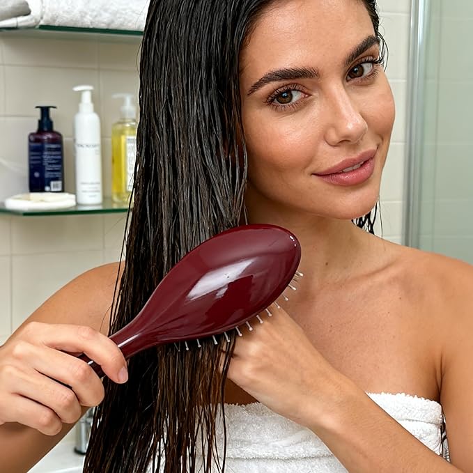 Boar Bristle Hair Brush -boar bristles + nylon pins， Smoothes & Detangles All Hair Types, Hairbrush for Women, Men & Kids, Distributes Oils for Natural Shine & Stimulates Scalp