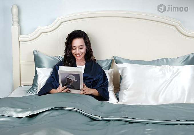 100% Mulberry Silk Pillowcase for Hair and Skin, 22 Momme Pure Natural Silk Pillow Case Both Sided with Zipper, Pillow Cover for Women Mom Men (Airy Blue, Queen 20''×30'', 1 Pack)