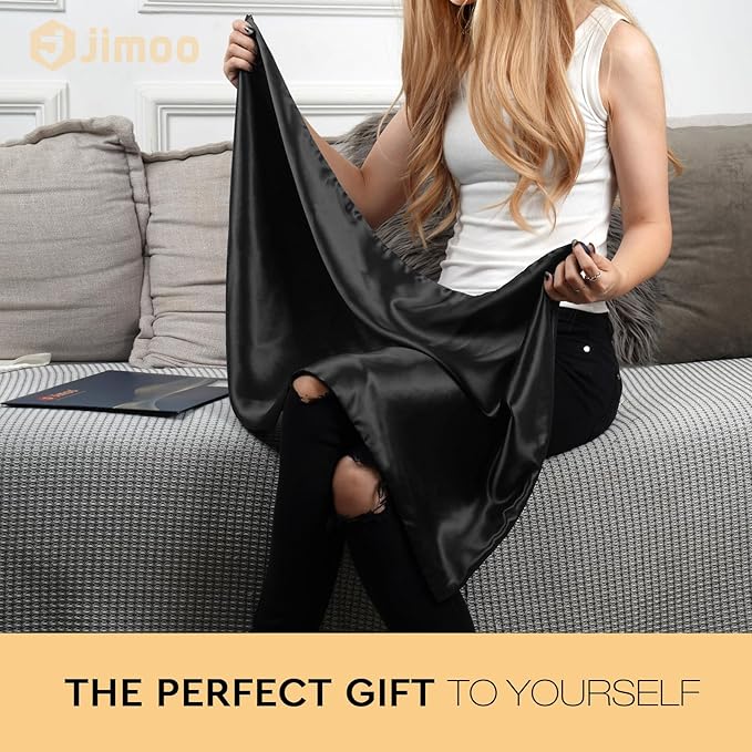 100% Mulberry Silk Pillowcase for Hair and Skin, 22 Momme Pure Natural Silk Pillow Case Both Sided with Zipper, Pillow Cover for Women Mom Men (Black, Standard 20''×26'', 1 Pack)
