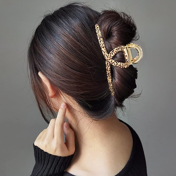 Big Hair Claw Clip for Women Metal Butterfly Hairclip with Strong Hold 4.7' Large Hair Accessories for Long Thick Hair 1 Pcs Leopard