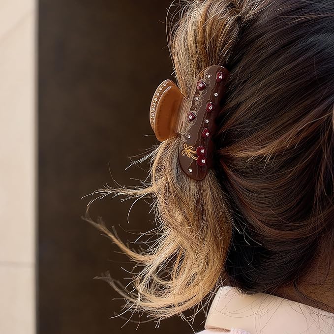 Acrylic Hair Claw for Women Girls with Rhinestone Heart Design Large Hair Clip, Strong Hold Claw Clip for Thick Hair, Aesthetic Daily Hair Accessories 1PC
